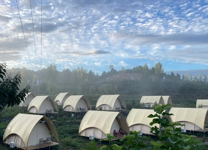 Hubei Shiyan - Fairytale Valley Sky Ranch