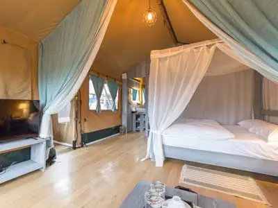 glamping safari tent