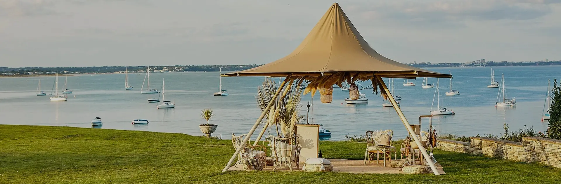 Aquila Camping Tent