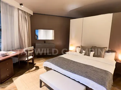 luxury glamping hotel tent 9