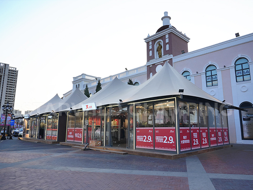 18 marquee tent for event